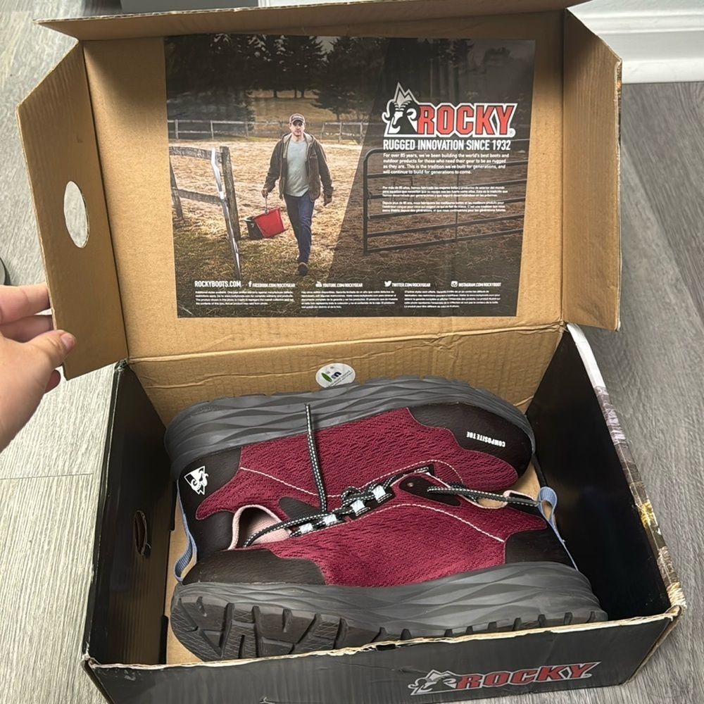 Rocky V-Lite Lace Up Nano Comp Composite Toe Women's Size 8.5 Cranberry